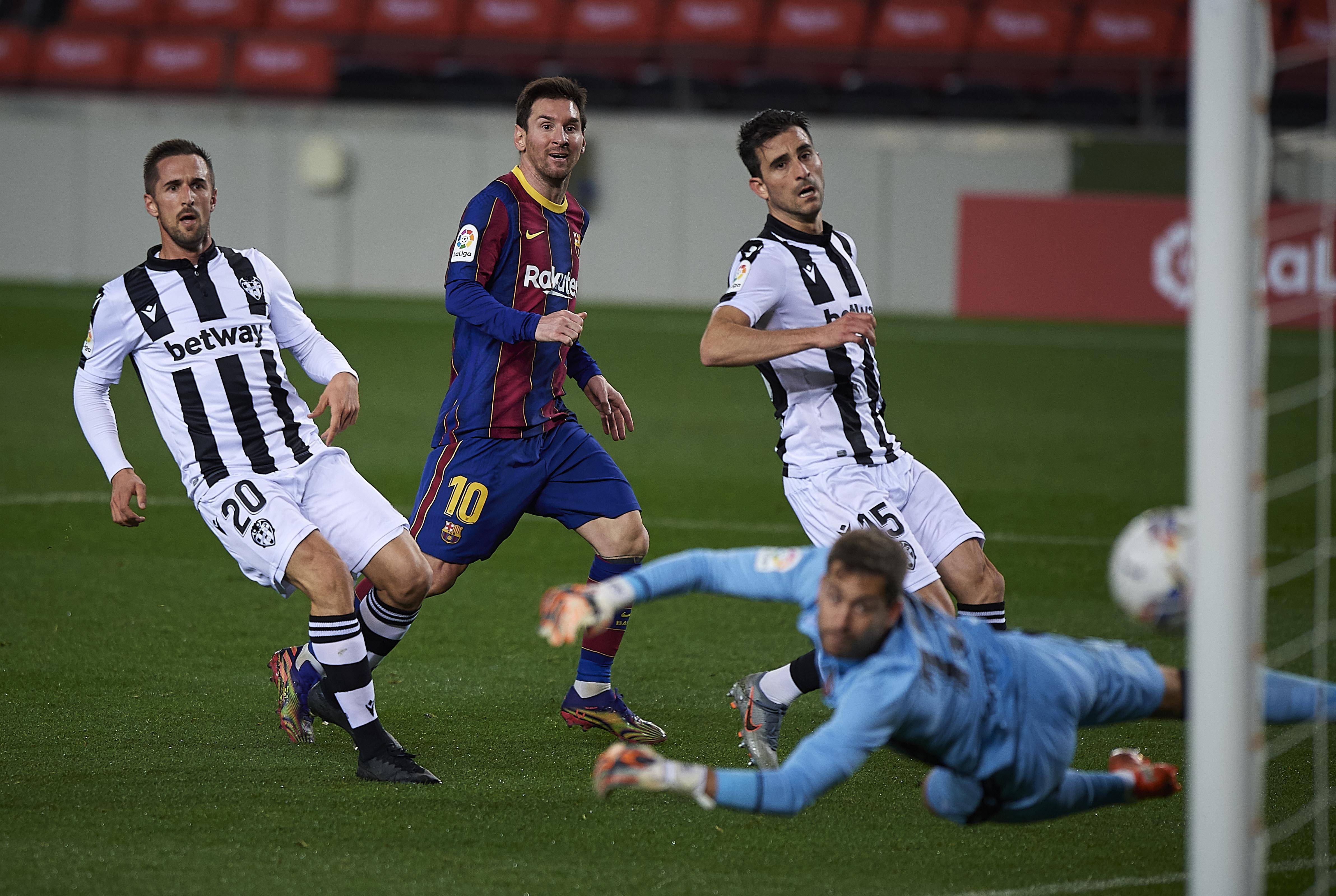 万博官网-广东宏远vs广厦男篮cba季后赛对决最新消息